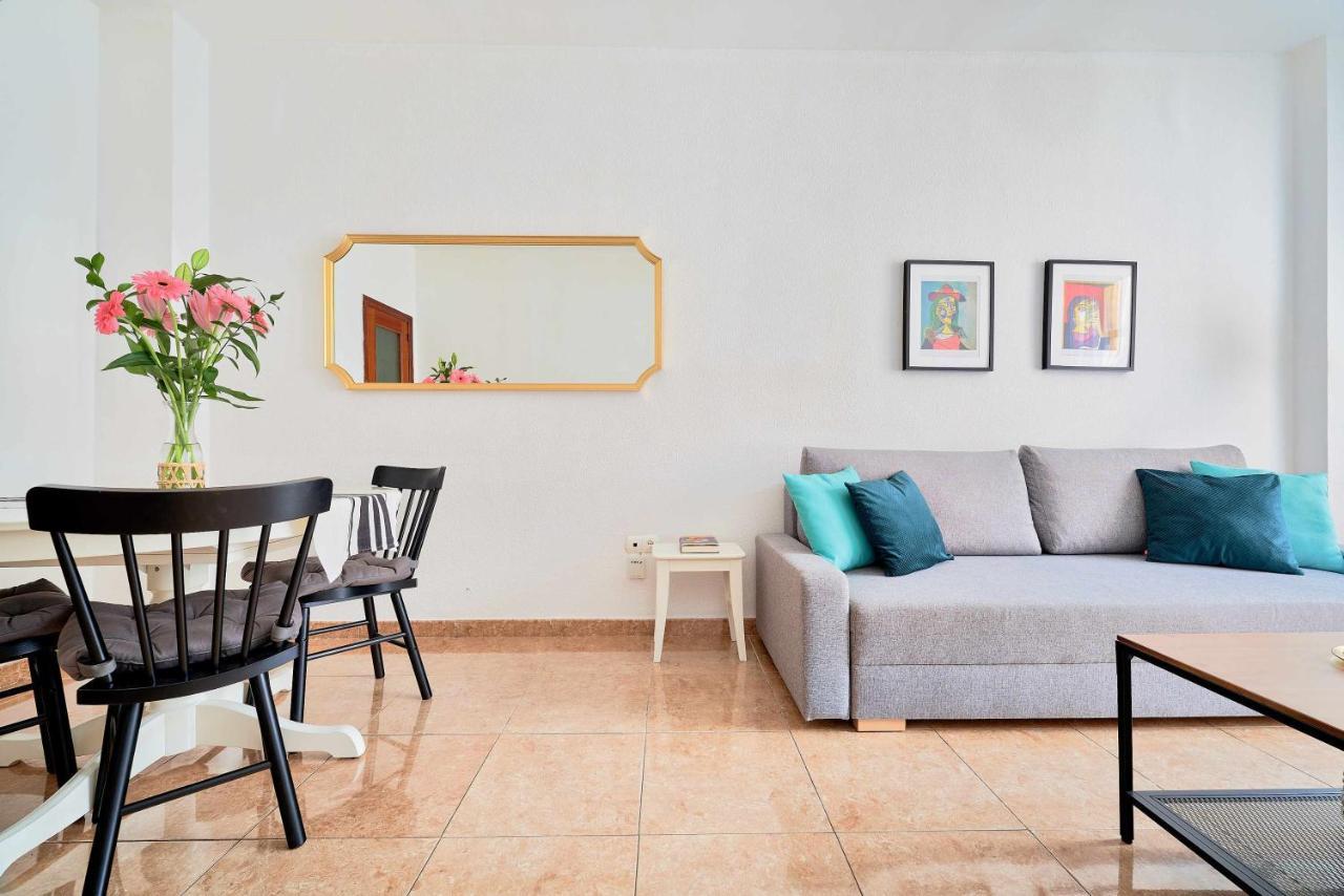 Apartment Under The Olive Trees In Historic Center Of Málaga